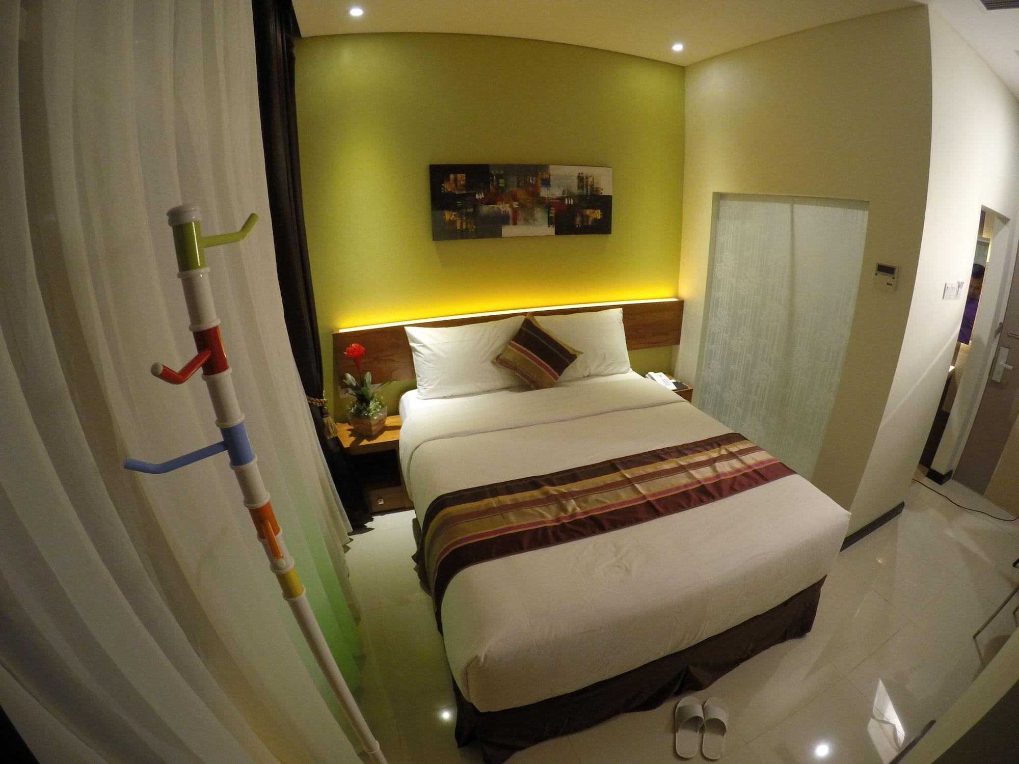 Biz Boulevard Hotel Manado Zewnętrze zdjęcie