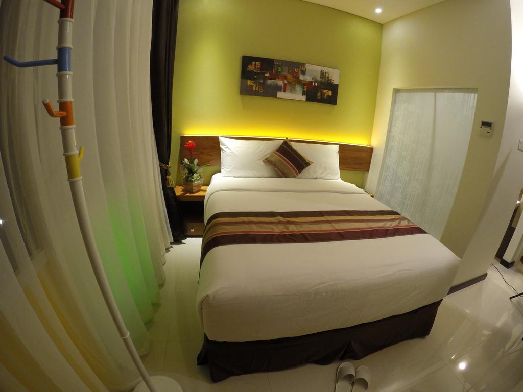 Biz Boulevard Hotel Manado Zewnętrze zdjęcie